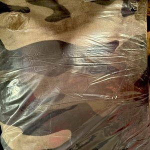 60/72 camo sherpa blanket vs/pink